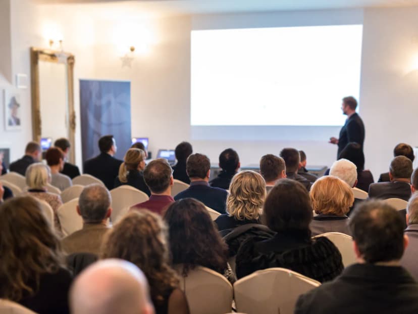 Ведущий деловых мероприятий в Москве