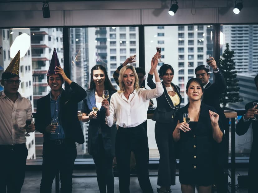 Ведущий на юбилей компании в Москве — Серж Кулаков