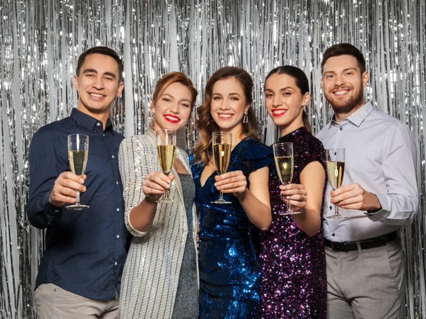 Ведущий церемонии награждения в Москве — Серж Кулаков