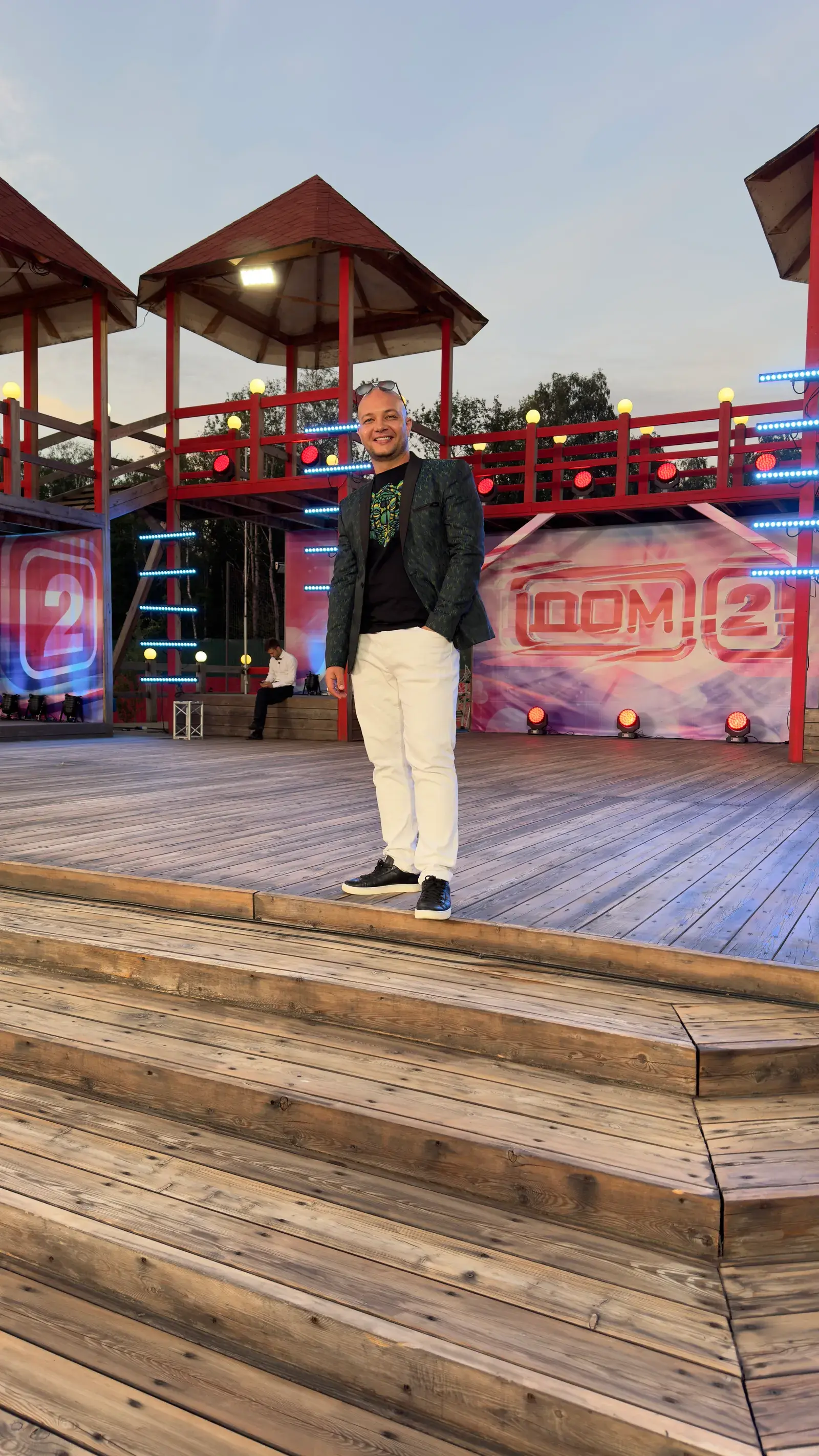 Профессиональный ведущий Серж Кулаков