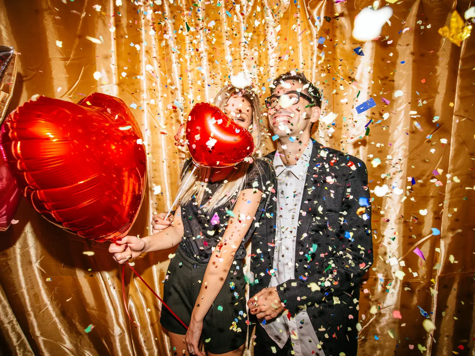 Празднование годовщины свадьбы с близкими